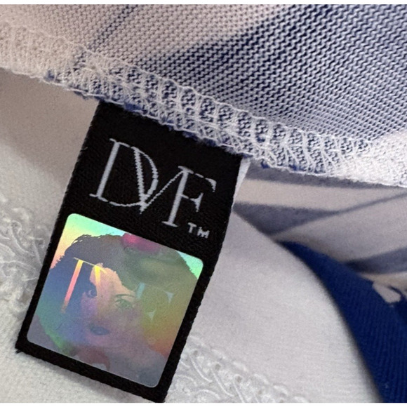 DVF Diane Von Furstenberg Iconic Silk Wrap Dress Betsy Blue White Sz 2 Geometric - Picture 14 of 16